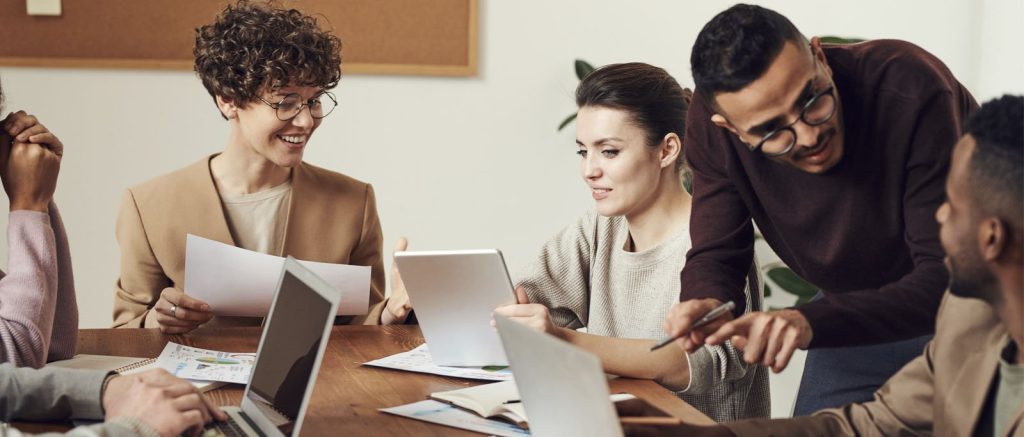 como vender serviços para grandes empresas
